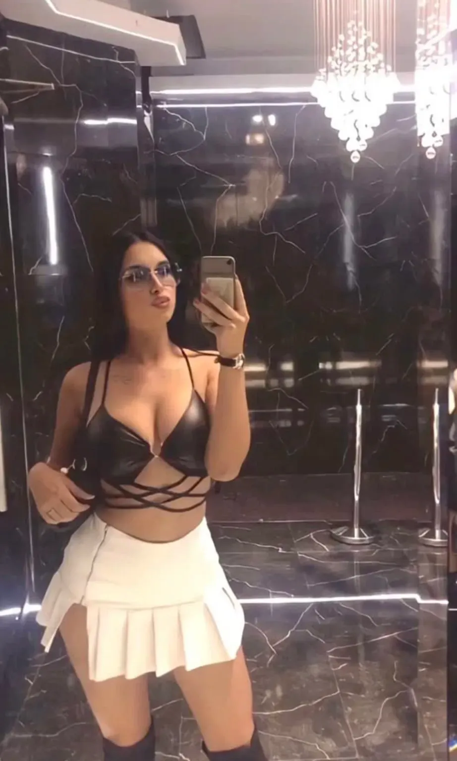 Vanessa Cherry – profilo OnlyFans